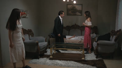 Secretos de Amor (Kimse Bilmez) / capitulo 44 / audio español