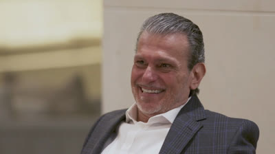 C-16 El dolor también une