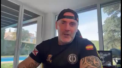 Llevan años dando lecciones de feminismo mientras se van de putas y acosan a mujeres…