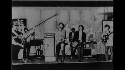 Straydogs (1967) - I Can Give You Only Everything